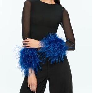 🖤💙  Alice + Olivia Black  DELAINA FEATHER TOP